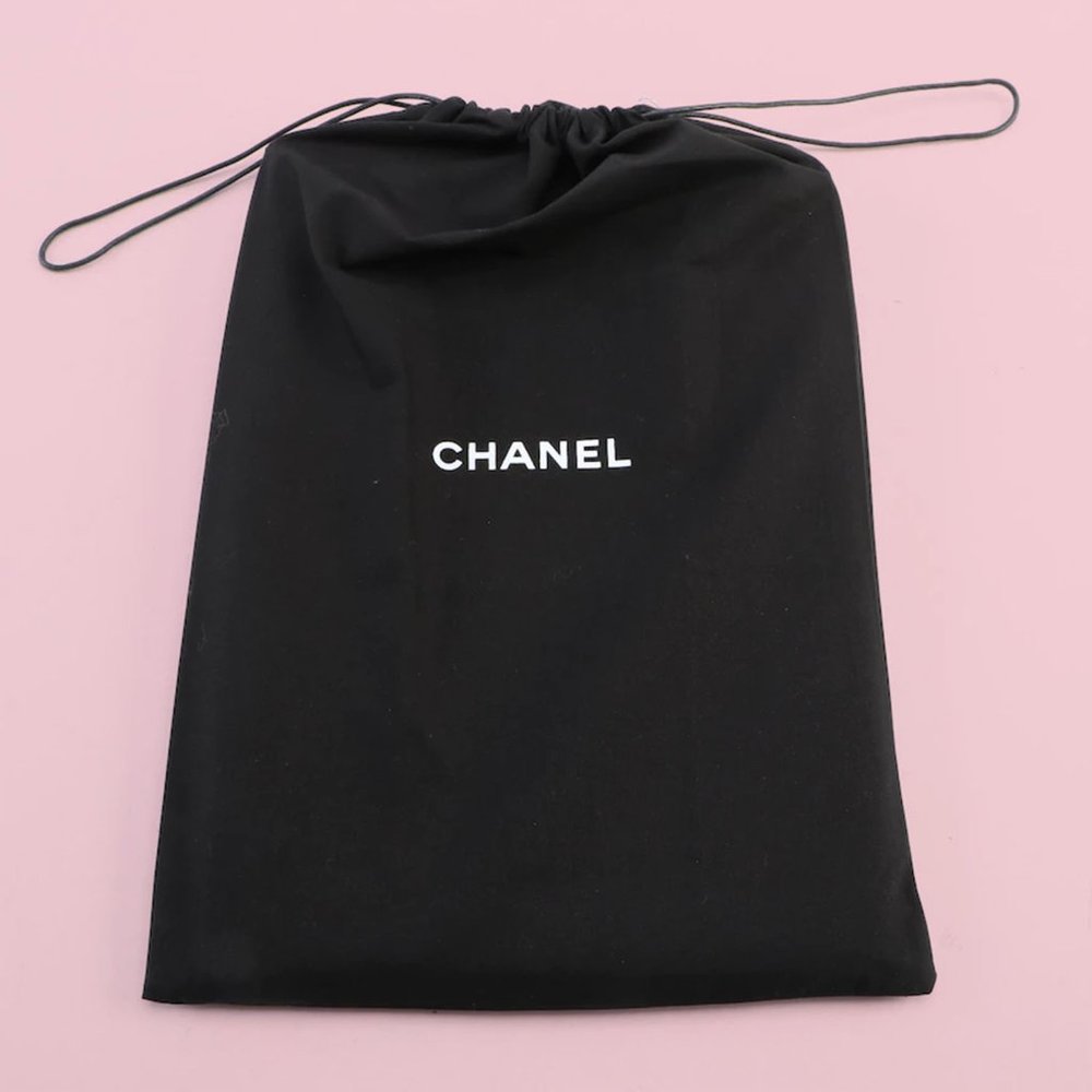 Chanel Large Diamond Quilted Lambskin O Case Clutch - Picture 12 of 12
